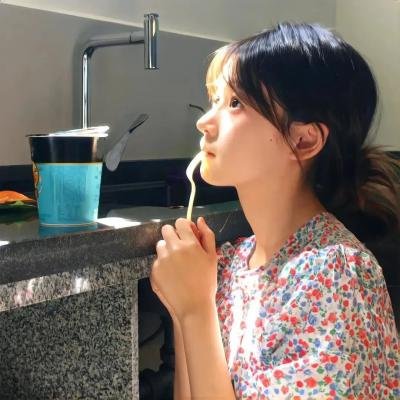 女军官与魔鬼